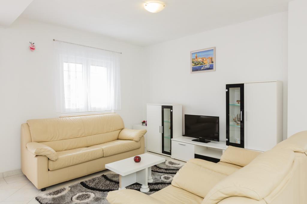 Apartment Anna Kastela Luaran gambar